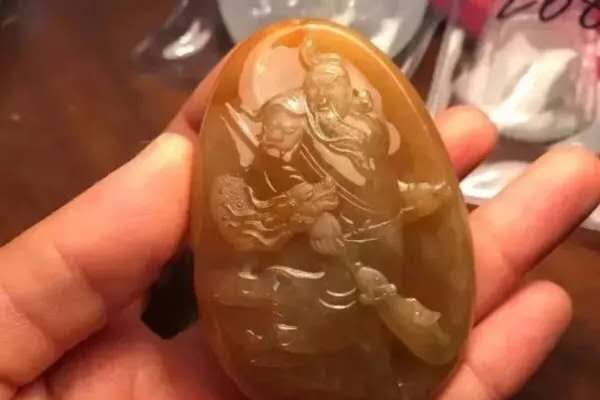 月牙缘珠宝-天然翡翠A货大师精雕黄翡武财神关公挂件成品
